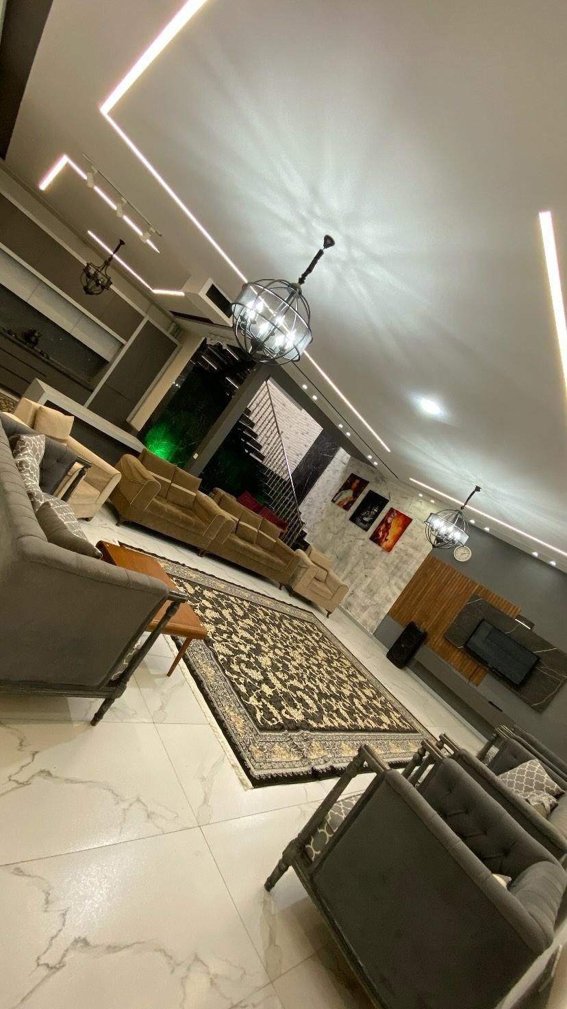 تصویر 2 شاندیز / استخر و جکوزی / بیلیارد /B07 