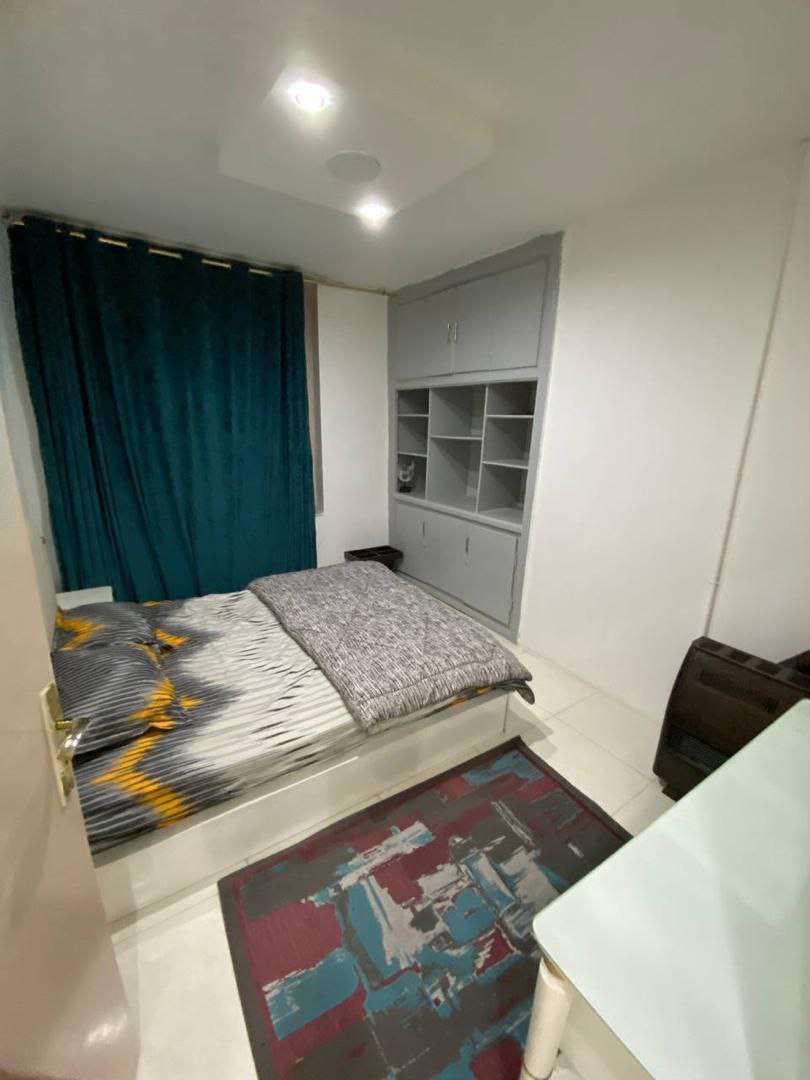 تصویر 2 واحد دوخوابه هفت تیر گلشن طبقه اول 