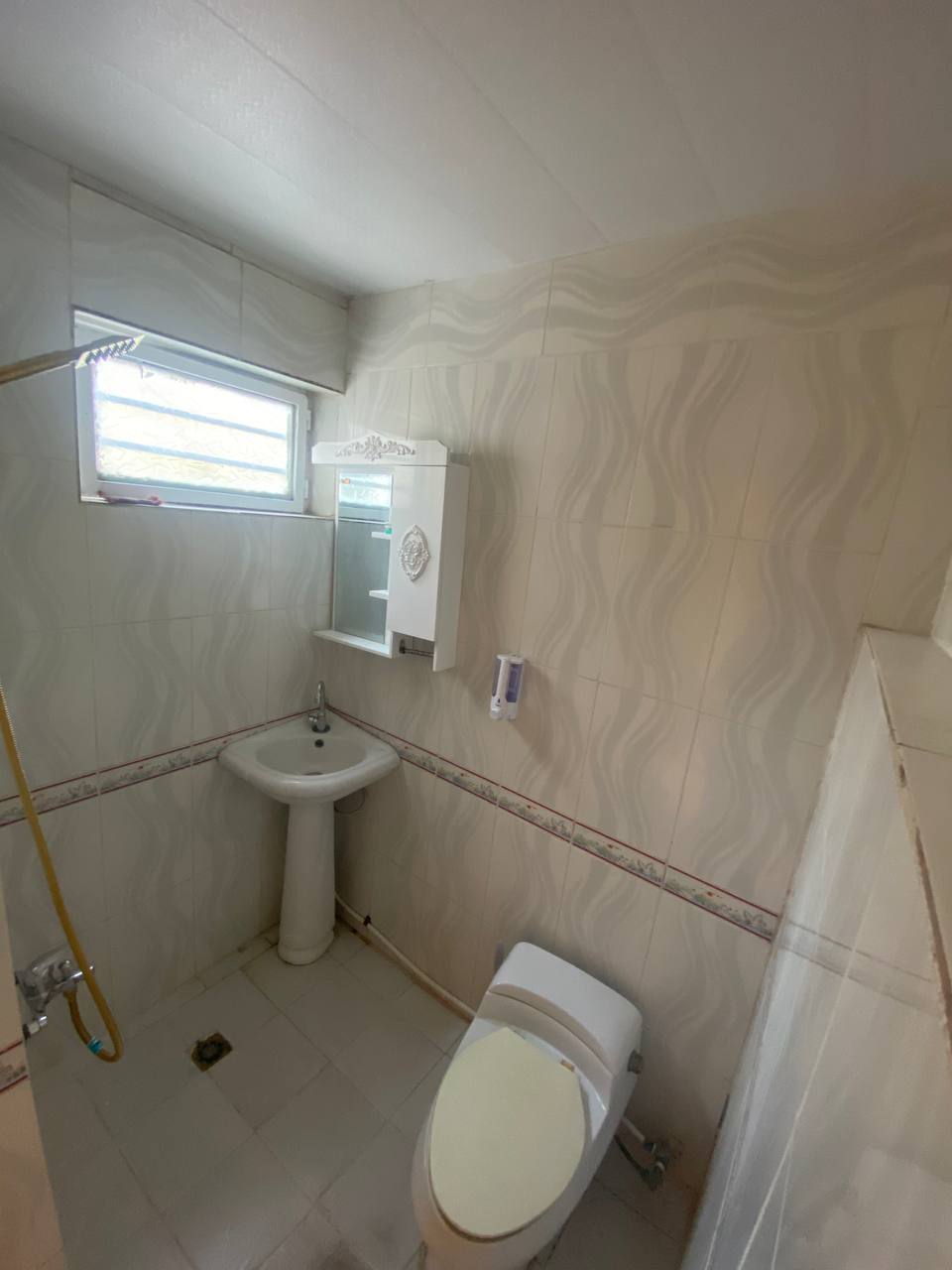 تصویر 10 منزل ویلایی 2 خوابه دربست حافظ وکیل آباد 